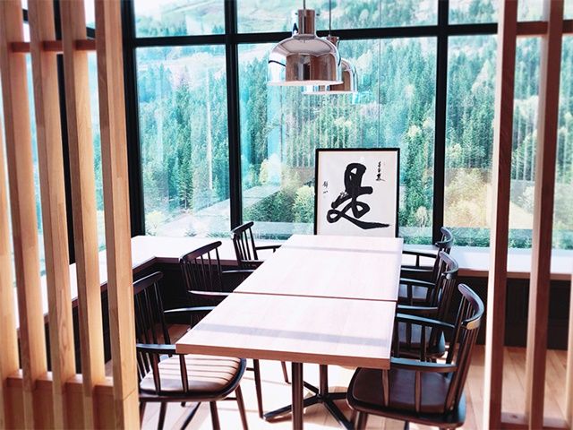 タワー最上階！絶景広がるレストランでオシゴト♪　